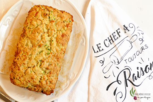 Pain à la courgette, à l’emmenthal et aux noix de Grenoble