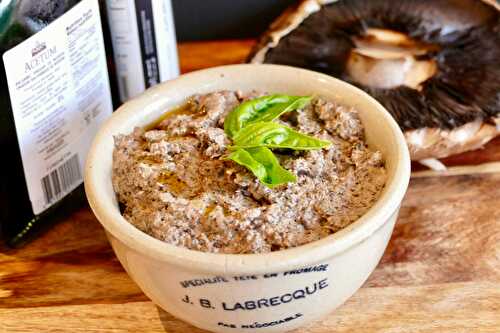   Pâté de champignons et de noix qui devient un croque-champignon ou de l’orzo aux champignons (ta dam !)  