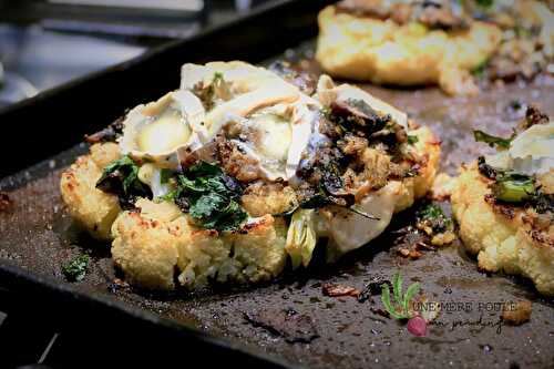 Steaks de chou-fleur aux champignons et paillot de chèvre