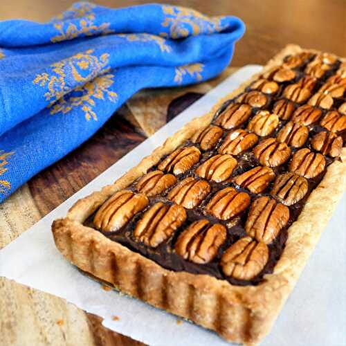 Tarte au chocolat, caramel et pacanes