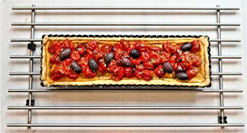 Tarte salée aux tomates cerises confites