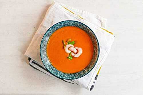 Potage de chou-fleur, poivron et crevettes nordiques