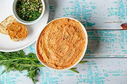 Tartinade au saumon fumé et aux poivrons grillés avec sa gremolata