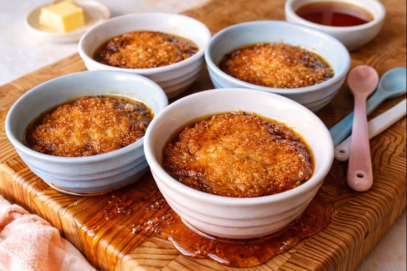 Petits poudings chômeur au sirop d’érable