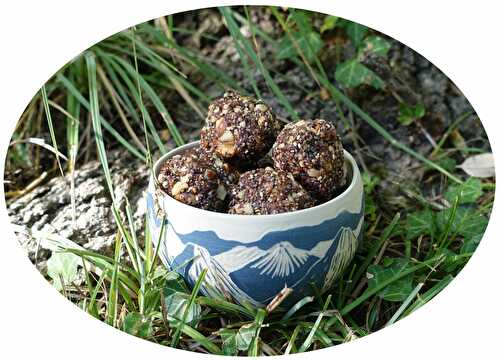 Energy balls aux figues, cacao & noisettes