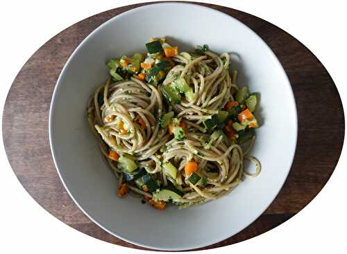 One pot pasta de spaghettis aux légumes & pesto d'ail des ours - IG Bas