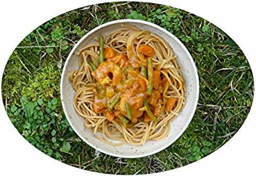 Spaghettis aux légumes, crevettes, coco & cacahuètes - IG Bas / sans lactose
