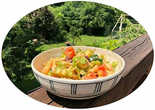 Salade de tortellinis aux légumes d'été & pesto rosso