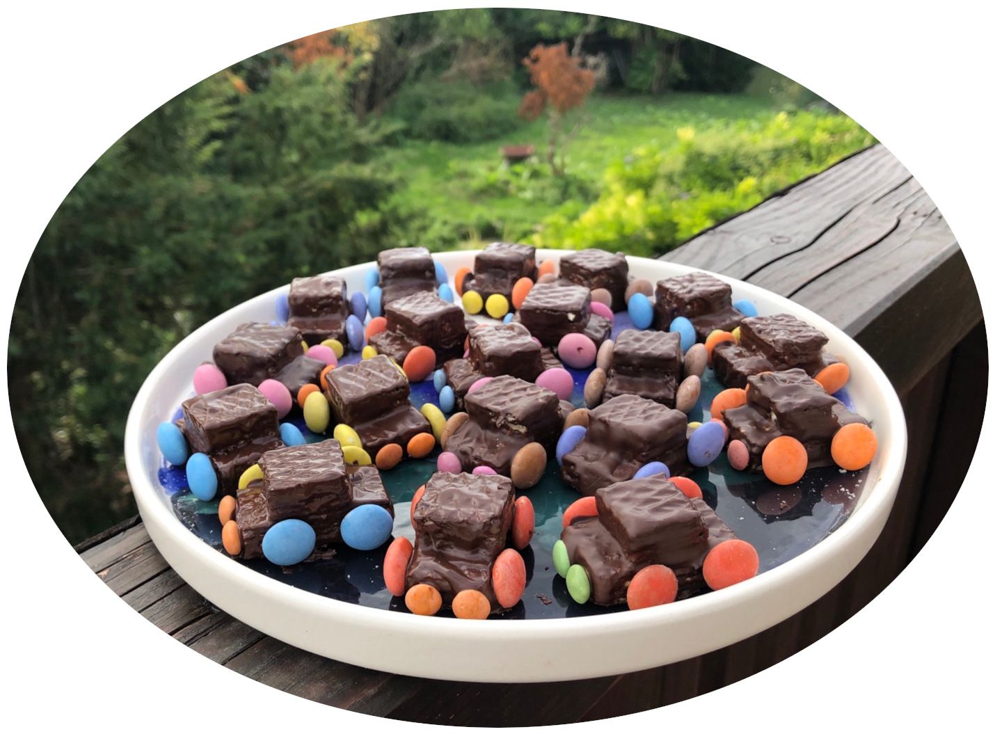 Petites voitures aux gaufrettes & chocolat noir