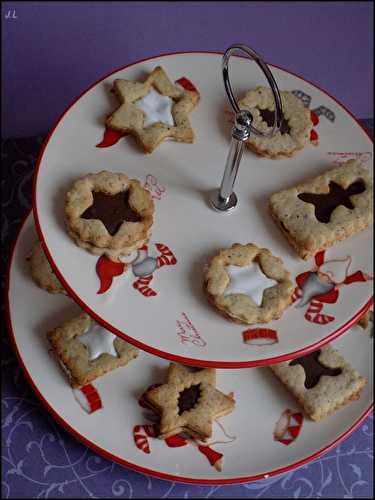 Biscuits à la noisette fourrés