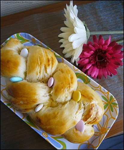 Brioche tressée au sucre