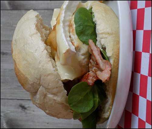 Burgers au brie et pommes