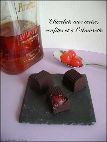 Chocolats aux cerises confites et à l'amaretto