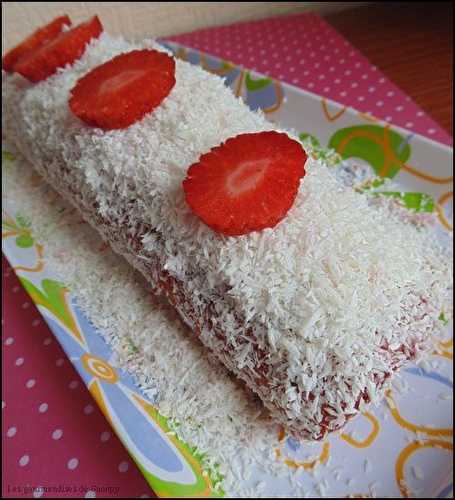 Gâteau roulé coco-fraise
