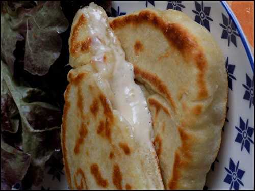 Naans au fromage