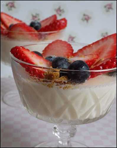 Panna cotta amandes fruits rouges