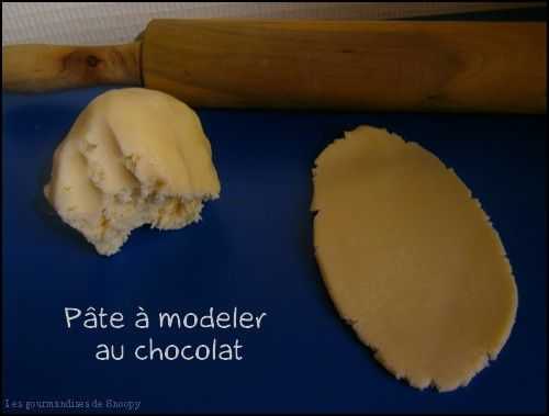 Pâte à modeler au chocolat (pour recouvrir gâteaux et biscuits) - Une toquée en cuisine