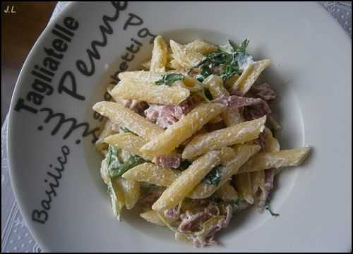 Pennes à la ricotta et jambon de Parme