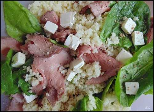 Salade à la semoule, roastbeef et épinards
