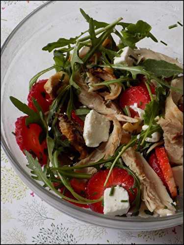 Salade poulet fraises feta - Une toquée en cuisine