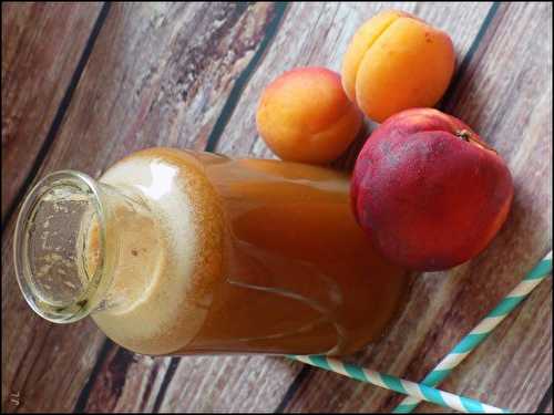 Smoothie abricots pêches pommes