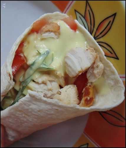 Wraps au poulet, tomates et estragon