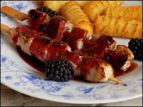 Brochettes de porc aux mûres