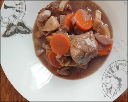 Boeuf à l'échalote et au vin rouge