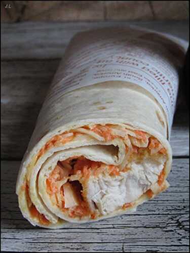 Wraps poulet pané,carottes et chou blanc