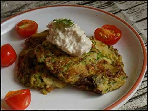 Beignets de courgettes, sauce au thon