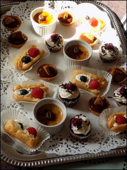 Minis éclairs aux fruits des bois 