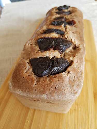 Cake Sarrasin pruneaux sans gluten - UNE TOULOUSAINE EN CUISINE