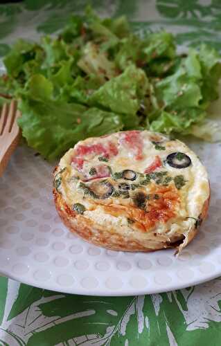 QUICHES SANS PATE THON TOMATES OLIVES - UNE TOULOUSAINE EN CUISINE