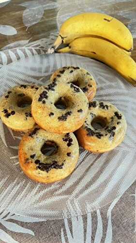 BANANACHOC DONUTS