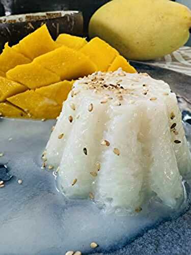 TIMBALE DE RIZ GLUANT COCO MANGUE DESSERT THAÏ