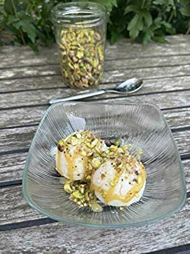 GLACE ORIENTALE FLEUR D'ORANGER CARDAMOME PISTACHE MIEL