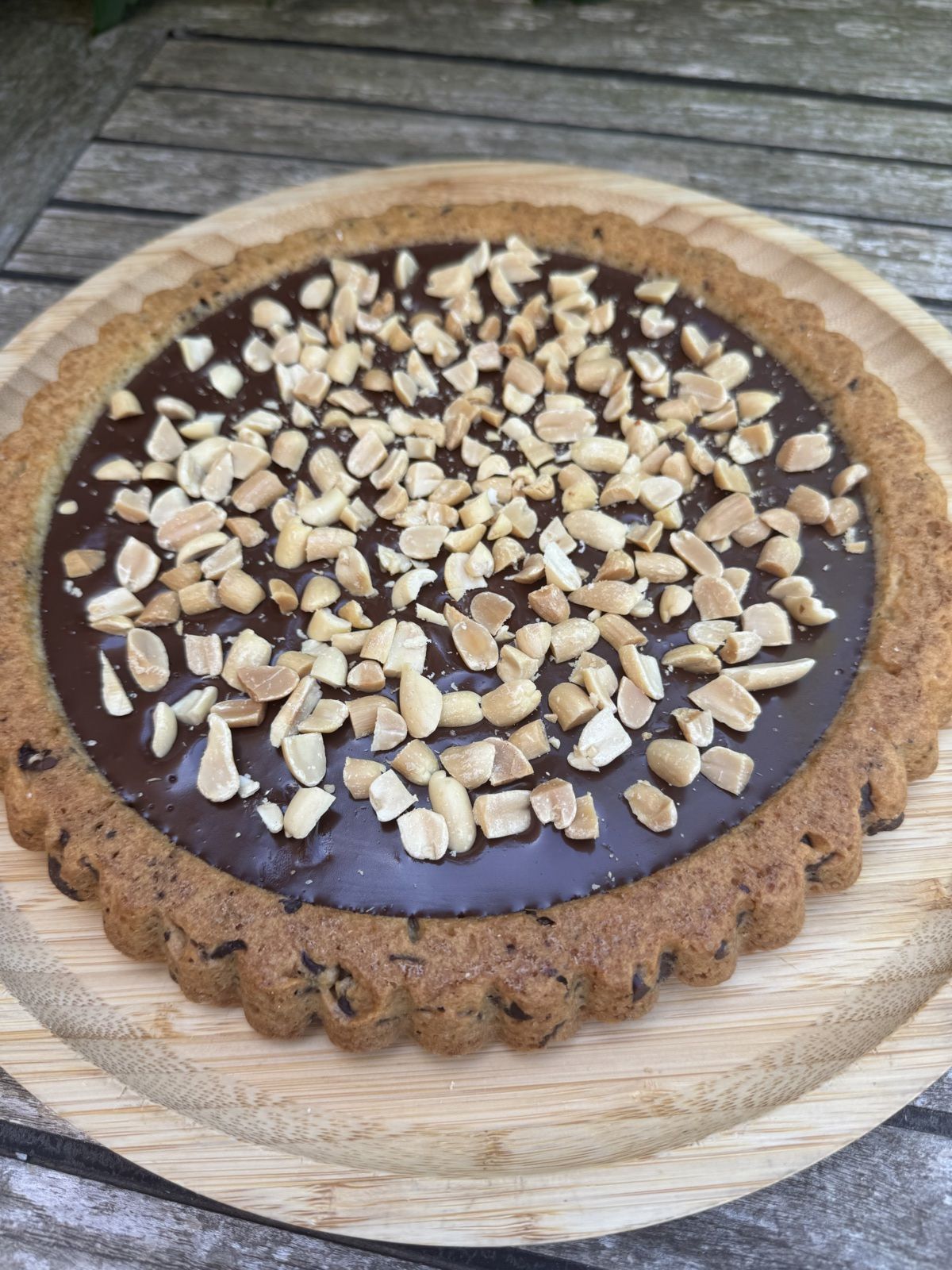 TARTE RENVERSEE COOKIE ET GANACHE CHOCOLAT CACAHUETES