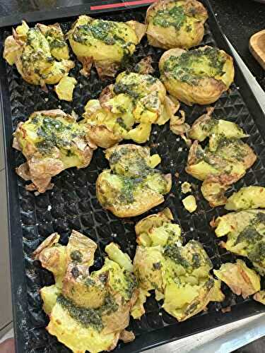 PATATES ECRASEES HUILE AIL ET PERSIL