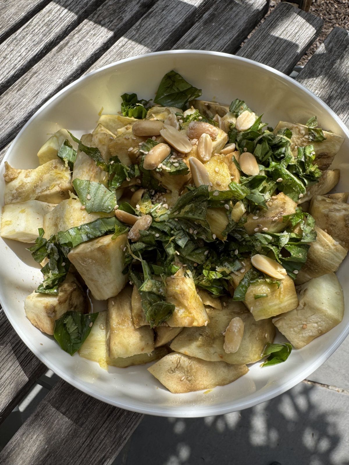 SALADE D'AUBERGINES A LA THAIE