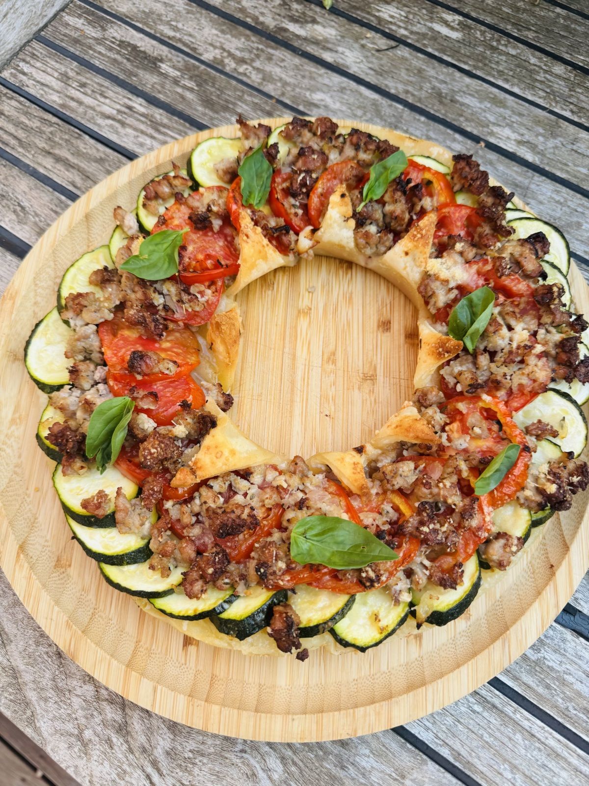 TARTE AUX LEGUMES ET SAUCISSE DE TOULOUSE