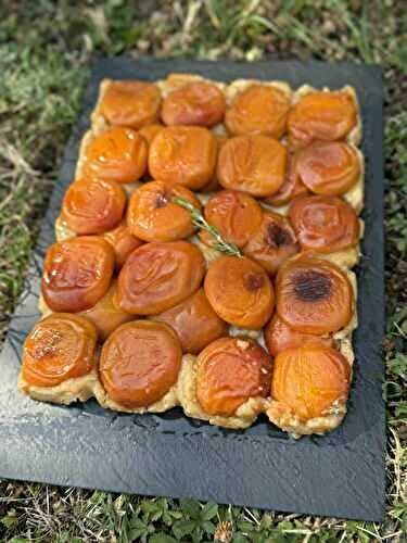 TATIN AUX ABRICOTS ET AMANDES