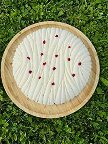 ENTREMET DUNE FROMAGE BLANC FRAMBOISES SUR DACQUOISE