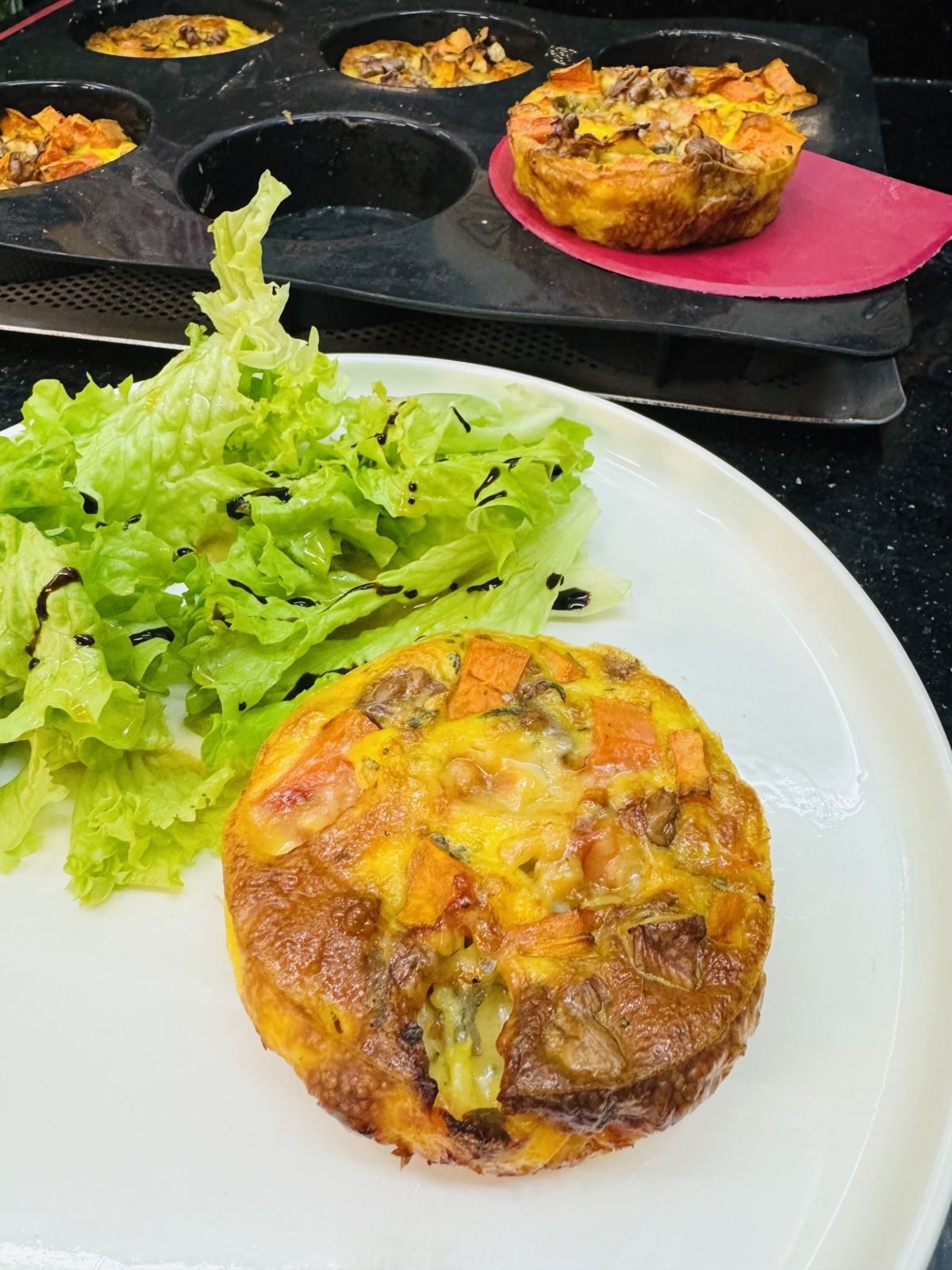 QUICHES SANS PATES PATATES DOUCES ROQUEFORT NOIX