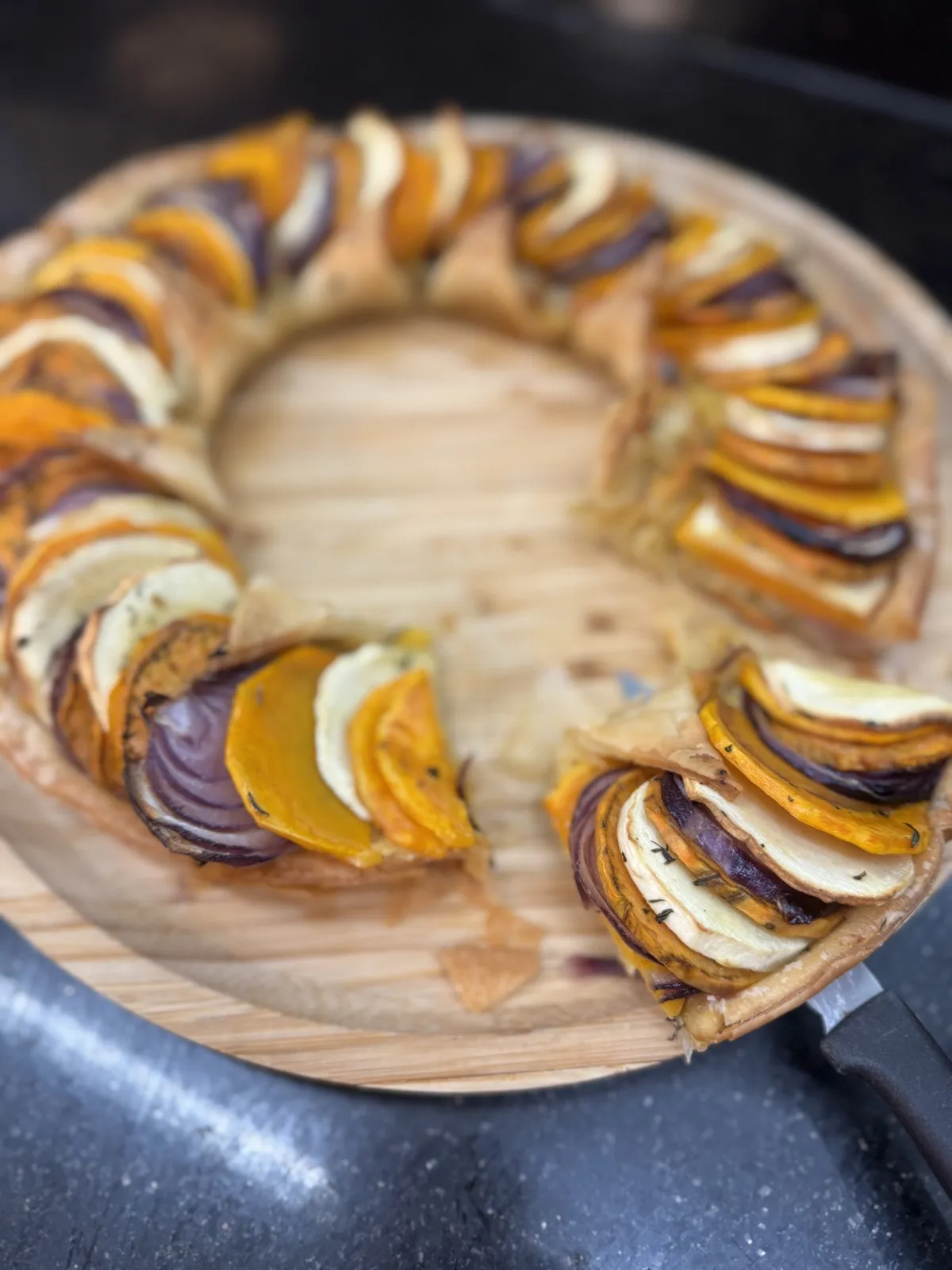 TARTE AUX LEGUMES D'AUTOMNE CONFITS