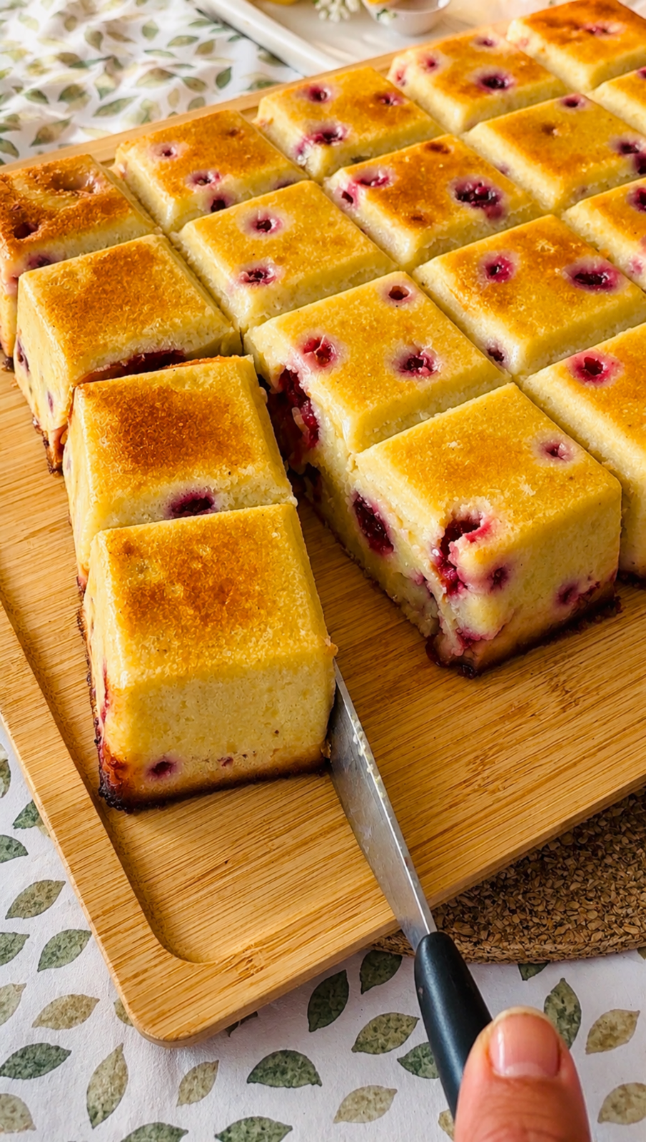 CLAFOUTIS AUX PETITES PRUNES