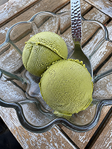GLACE AU THE MATCHA