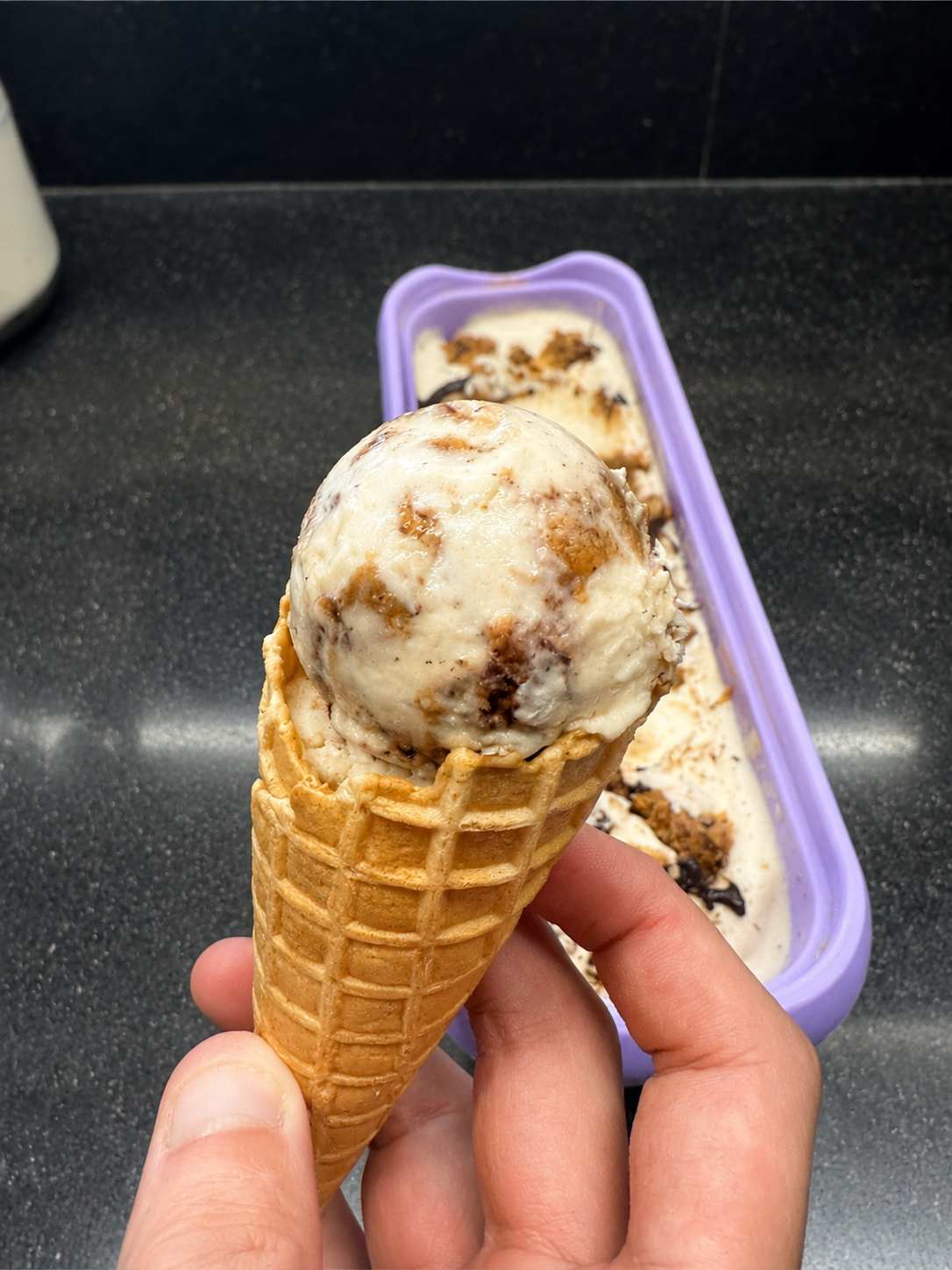 GLACE VANILLE COOKIE DOUGH