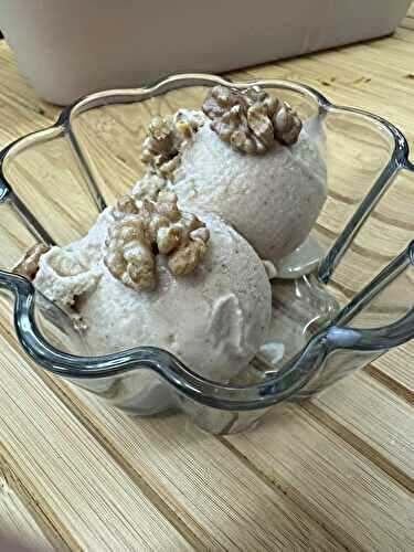 GLACE AUX NOIX