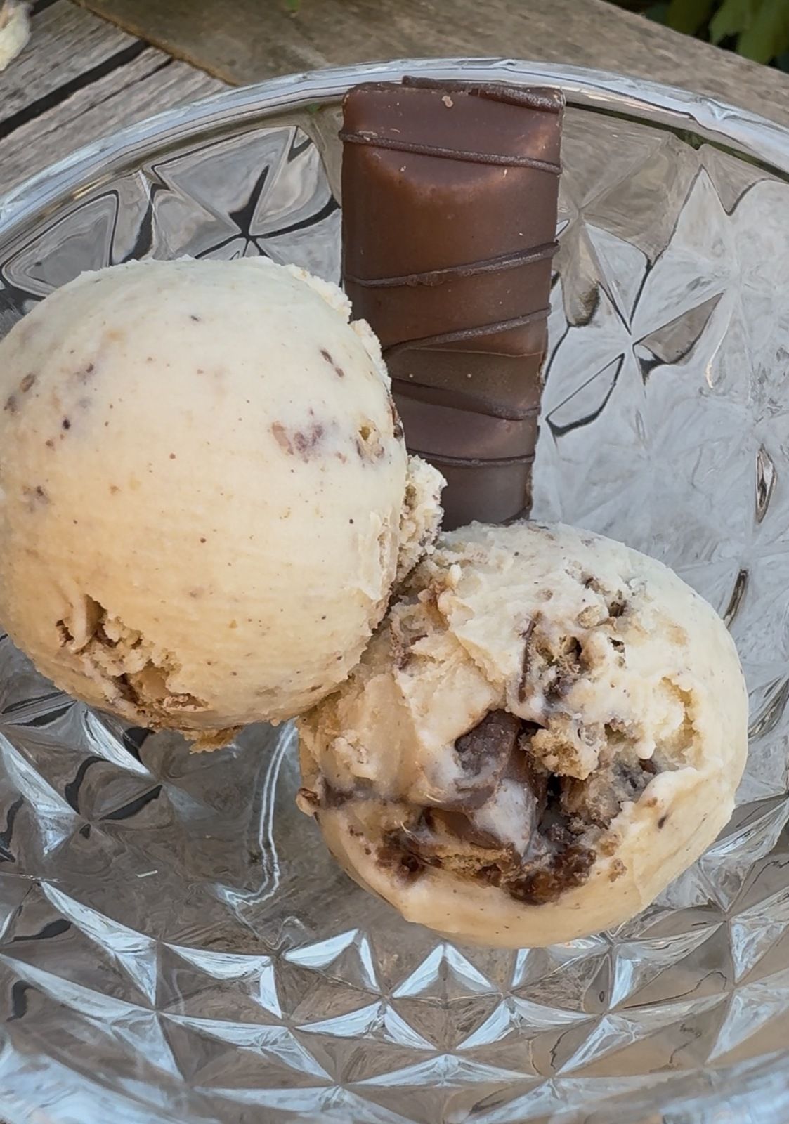 GLACE KINDER BUENO