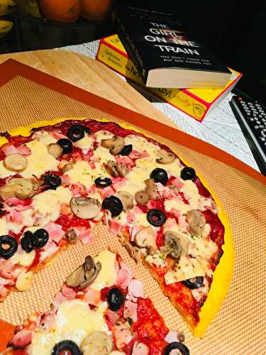 Pizza de polenta: une idée simple pour un repas ou un apéritif original